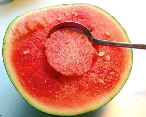 吃不得瓜的视频,揭秘“吃不得瓜”背后的真相与争议