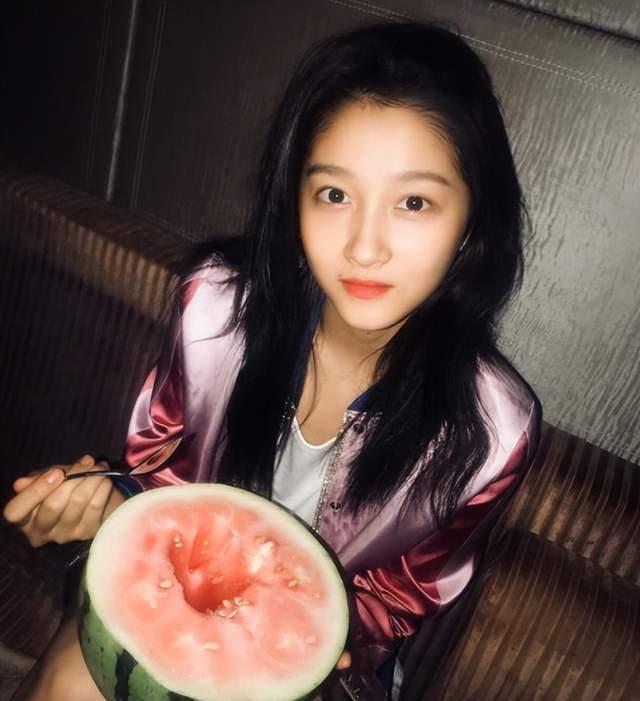 吃瓜视频拍照怎么弄好看,轻松打造高颜值美照攻略