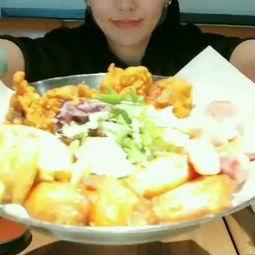 吃货吃瓜拼盘视频,吃货吃瓜拼盘，美味与笑料齐飞