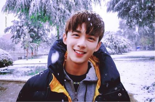 吴磊的团队吃瓜视频在哪看,揭秘幕后花絮