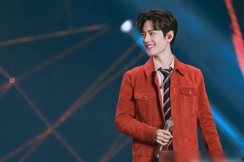 肖战吃瓜四周年视频播放,回顾瓜田岁月，重温瓜界风云