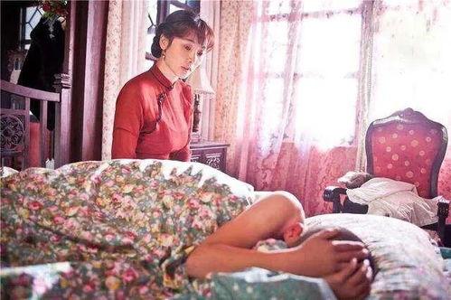 表嫂喜欢女人吃瓜视频,揭秘女性吃瓜视频的魅力所在
